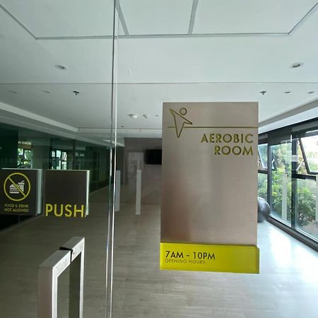 The Base In Pattaya Apartman Kültér fotó