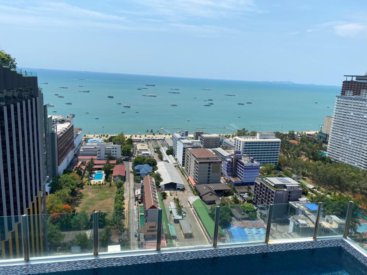 The Base In Pattaya Apartman Kültér fotó