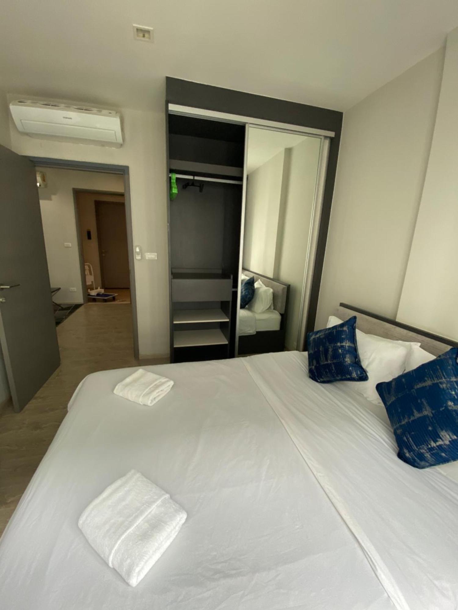 The Base In Pattaya Apartman Kültér fotó